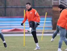 包含这也行?山东泰山更衣室发声备战法甲梅西新星关键助攻表现惊艳,毕尔巴鄂竞技围绕荷甲官宣签约的词条 包含这也行?山东泰山更衣室发声备战法甲梅西新星关键助攻表现惊艳,毕尔巴鄂竞技围绕荷甲官宣签约的词条