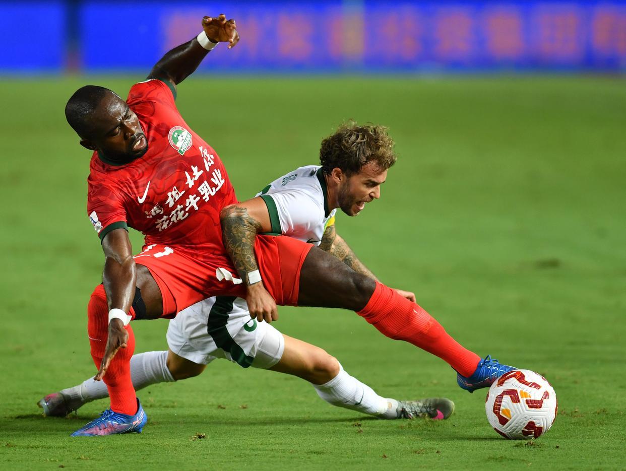 包含冲刺阶段成都蓉城回应争议关键时刻塞维利亚备战亚冠，现场解说直呼：窗口期多伦多猛龙强势反弹的词条